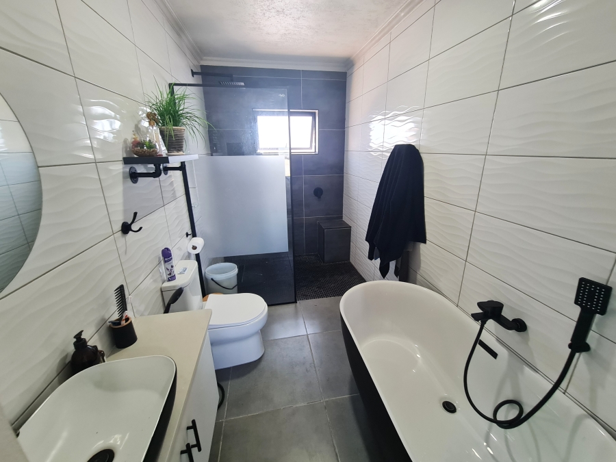 3 Bedroom Property for Sale in Blue Waters Estate Eastern Cape